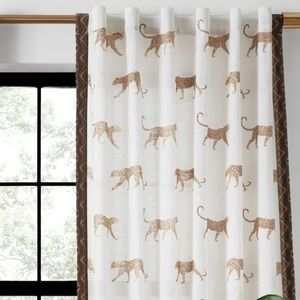 Jaguars Light-Filtering Curtain Panel 50x84